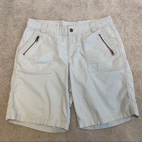 COLUMBIA beige cargo Bermuda shorts Sz 10 - Picture 1 of 8